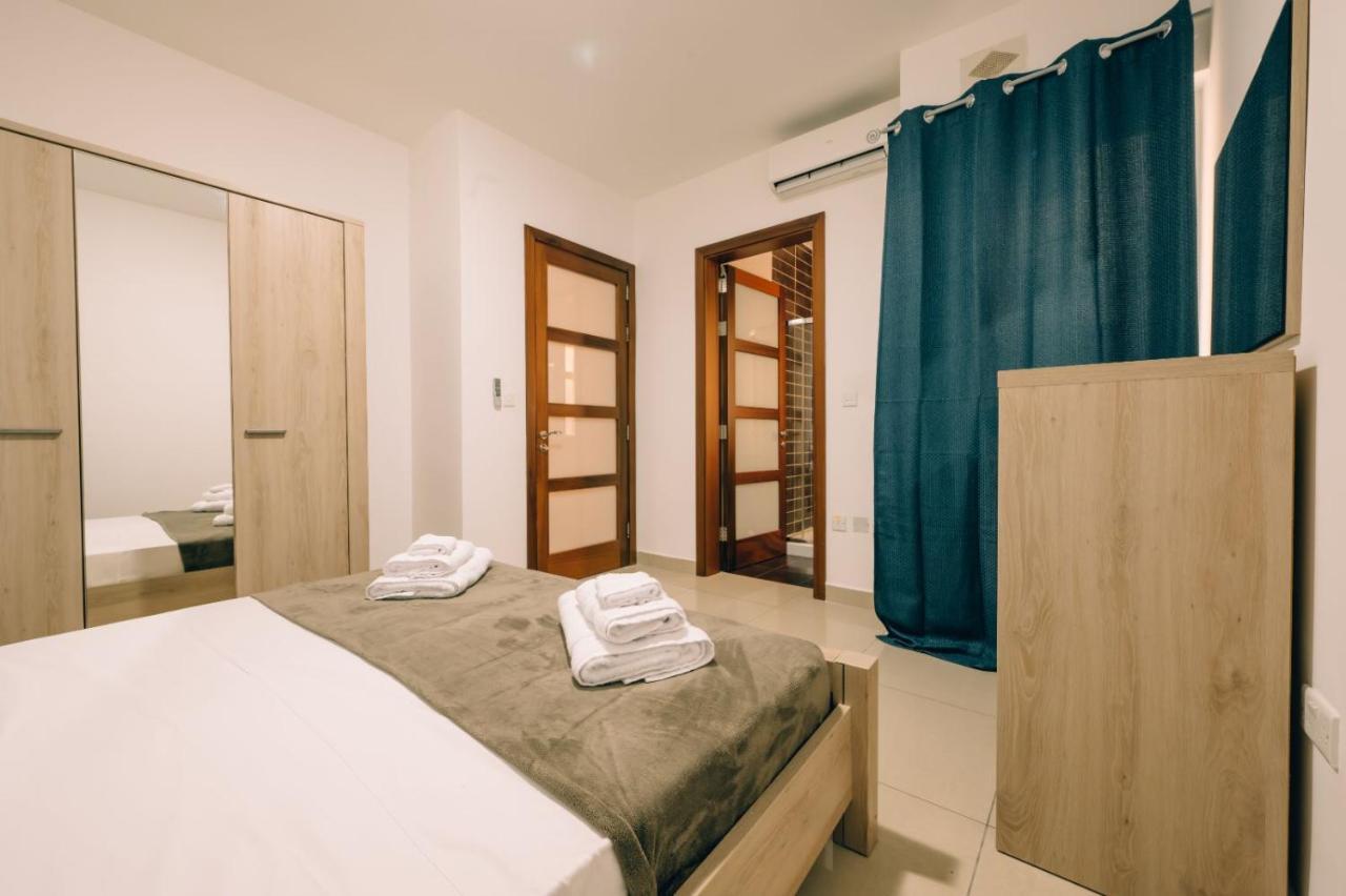 Crimson Court Apartman Is-Swieqi Kültér fotó